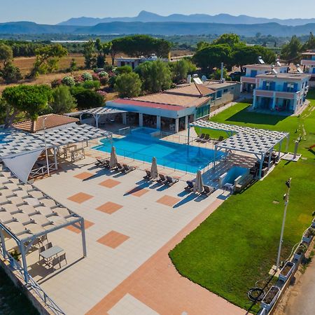 Mesogeios Hotel Marathopoli Bagian luar foto